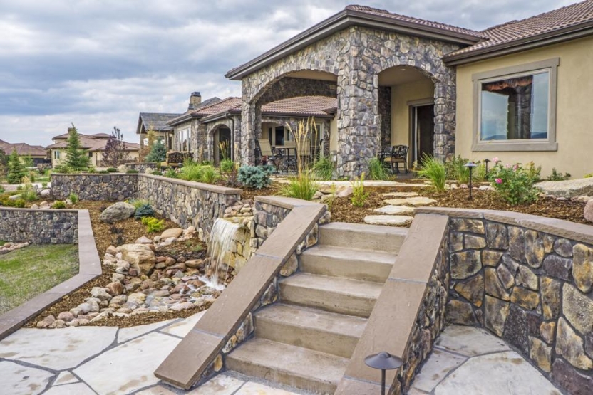 Tips for Choosing a Floor Plan for Your Luxury Home